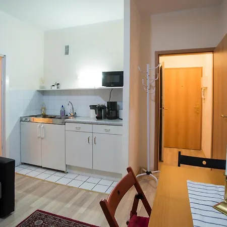 Center Apartment *