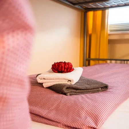 Center Apartment *